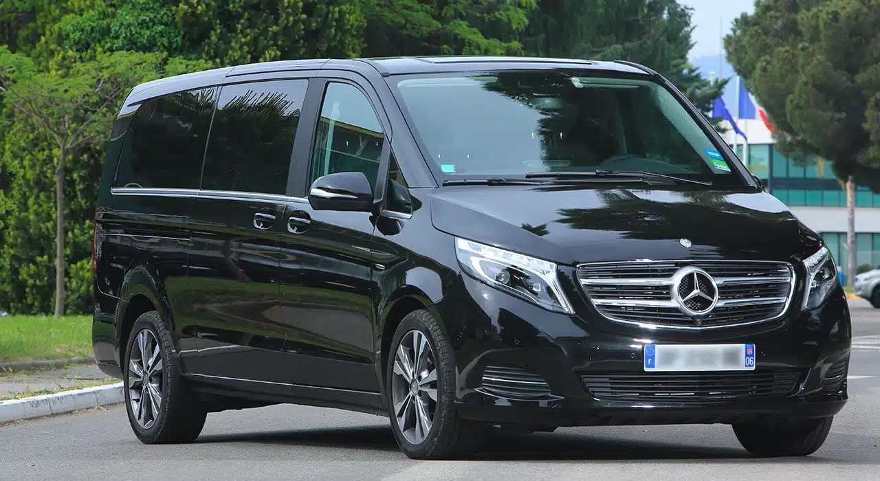 mercedes v class chauffeur nice cote azur 4 1